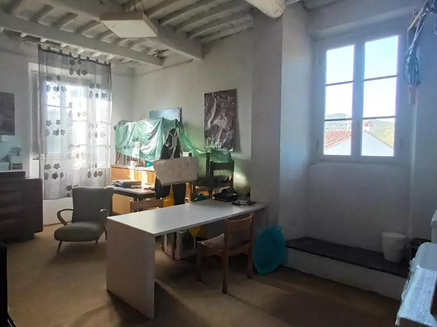 Immagine 45 di Casa semindipendente in vendita  a Lucca