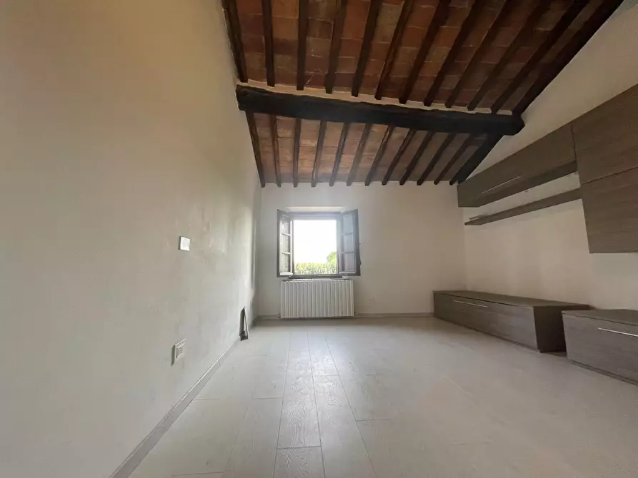 Immagine 14 di Appartamento in affitto  a Sovicille
