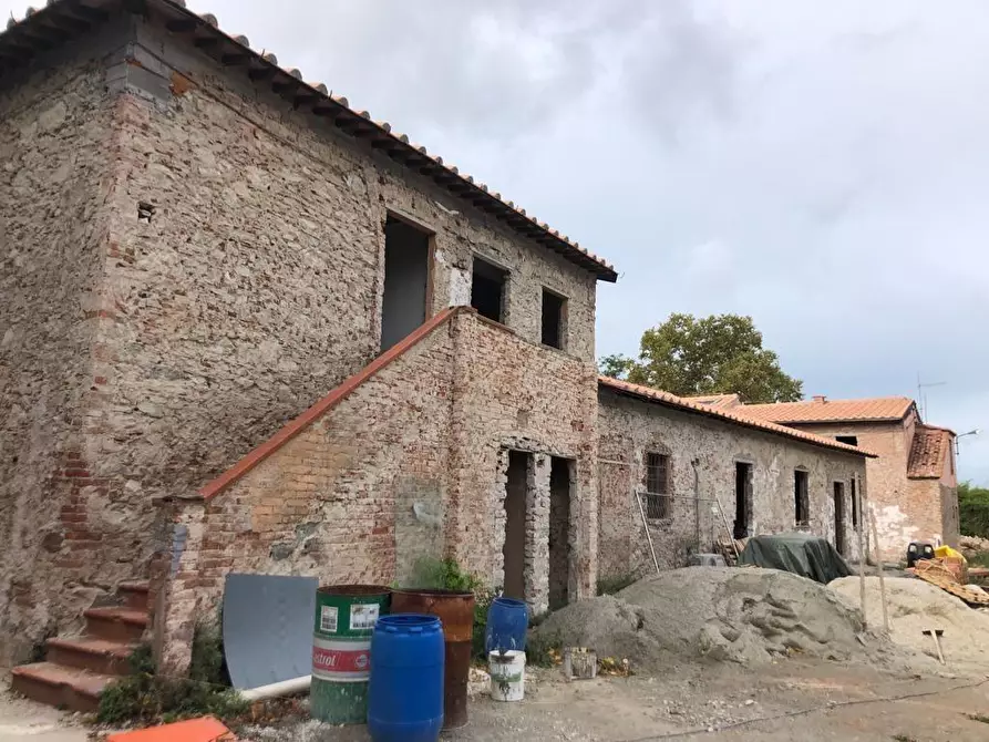 Immagine 7 di Appartamento in vendita  a Pisa