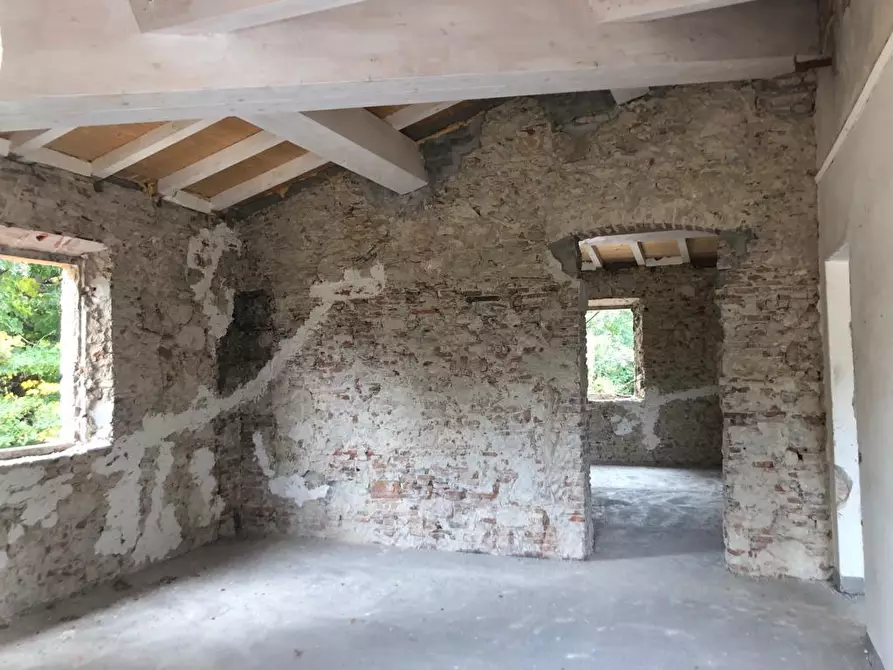 Immagine 2 di Appartamento in vendita  a Pisa