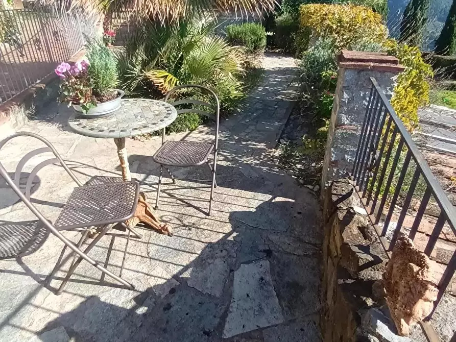 Immagine 27 di Terratetto in vendita  a Pescaglia