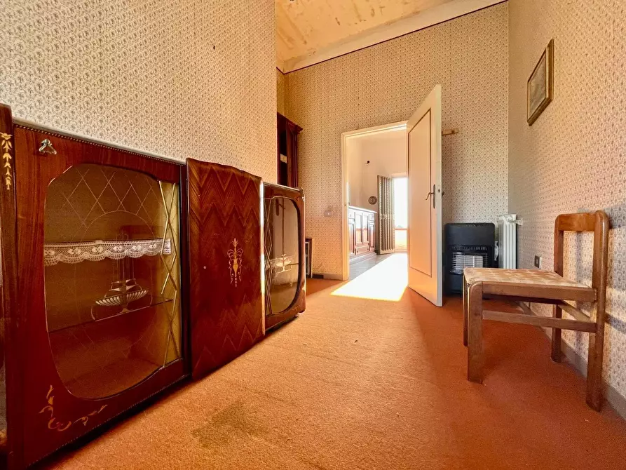 Immagine 10 di Casa indipendente in vendita  a Pontedera