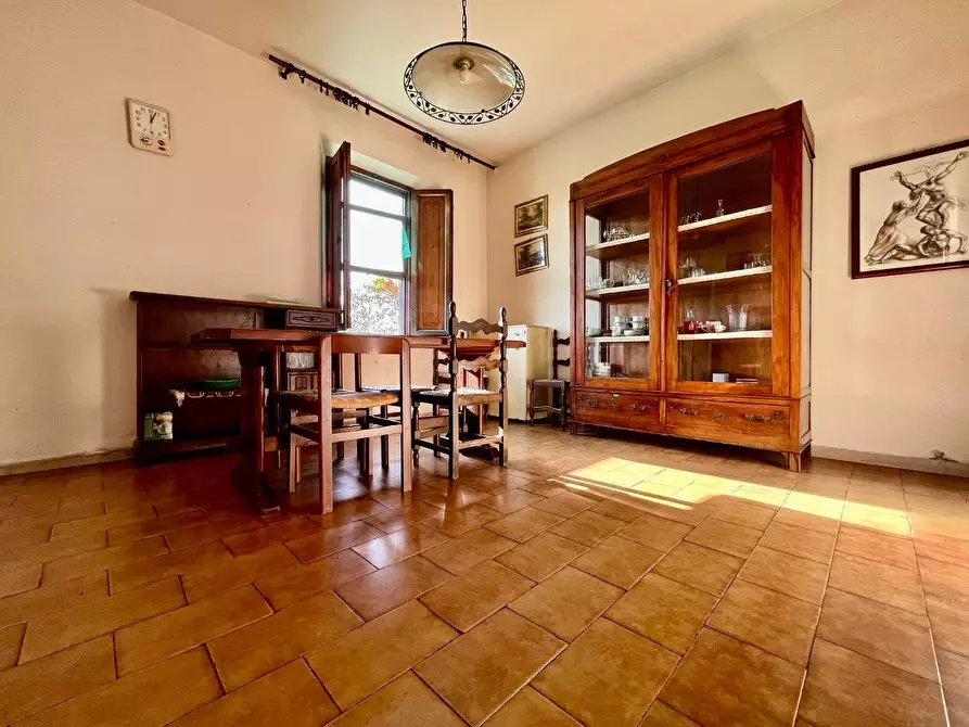 Immagine 17 di Casa indipendente in vendita  a Pontedera