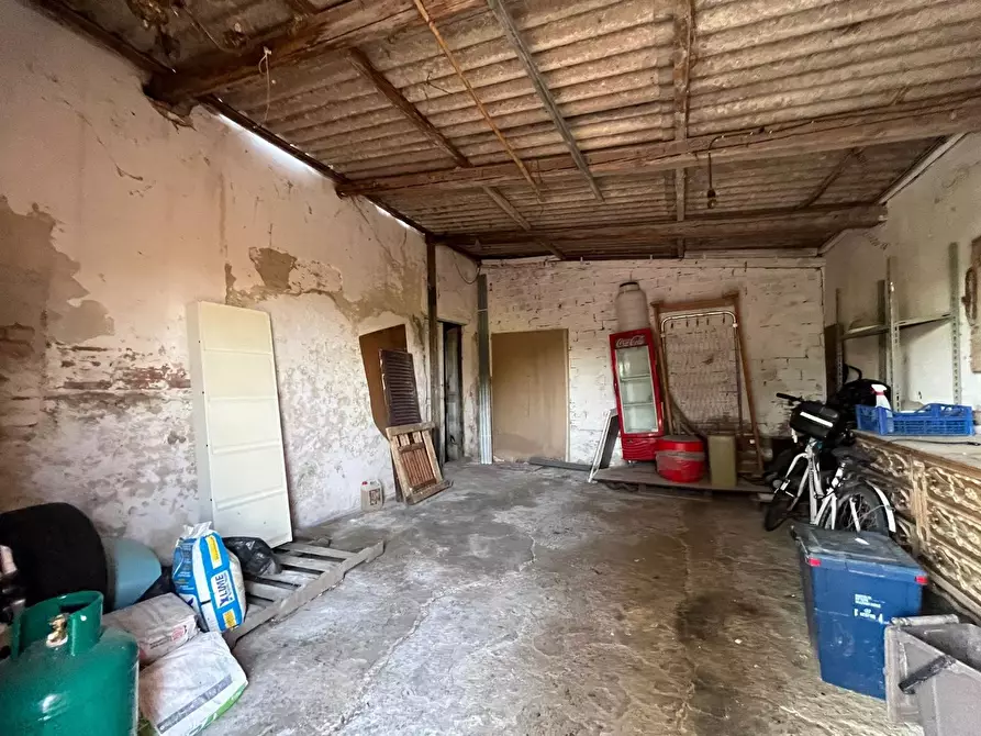 Immagine 15 di Casa indipendente in vendita  a Pontedera