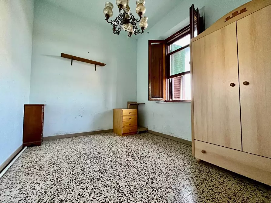 Immagine 23 di Casa indipendente in vendita  a Pontedera