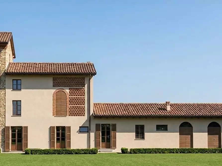 Immagine 2 di Rustico / casale in vendita  a Capannori