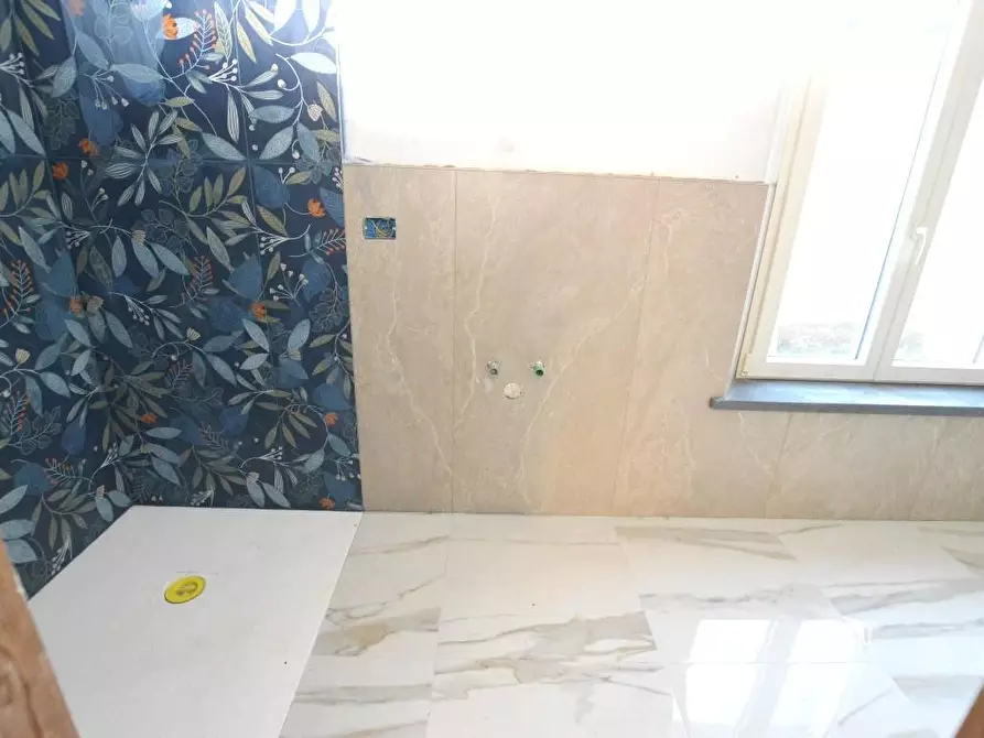 Immagine 20 di Appartamento in vendita  a Lucca