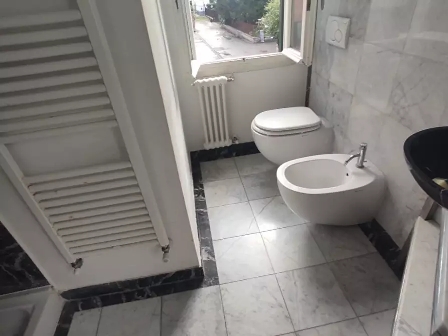 Immagine 25 di Terratetto in vendita  a Lucca