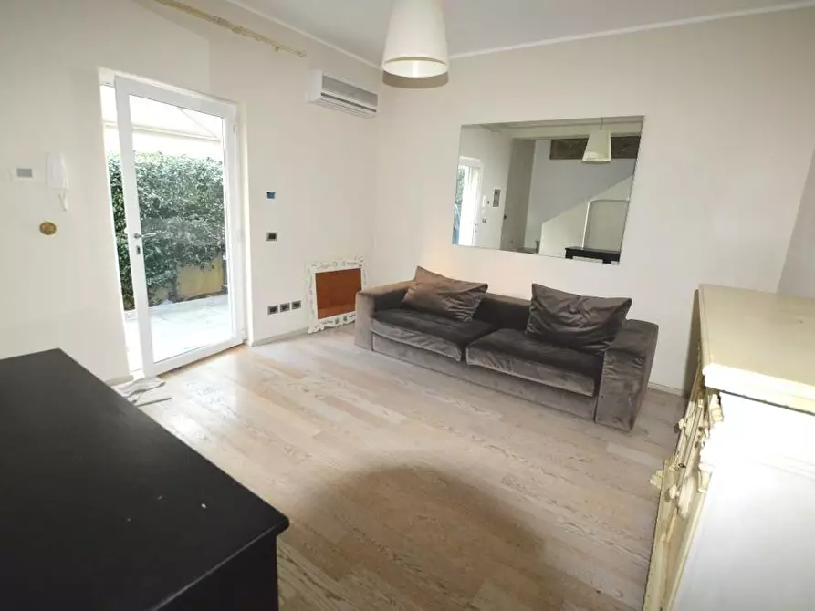 Immagine 4 di Terratetto in vendita  a Lucca