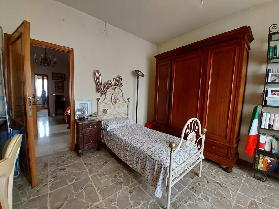 Immagine 21 di Villa in vendita  a Pontedera