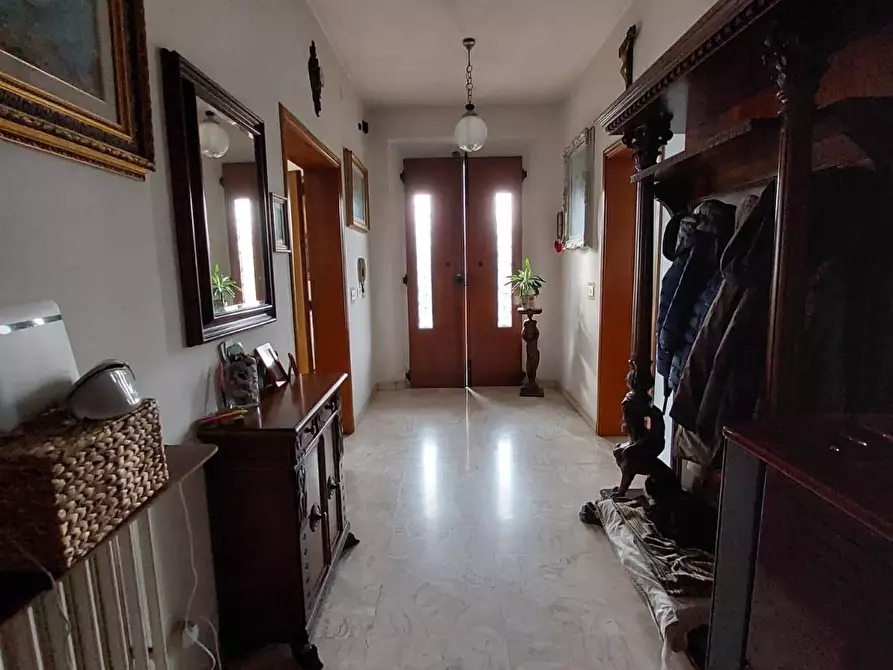 Immagine 30 di Villa in vendita  a Pontedera