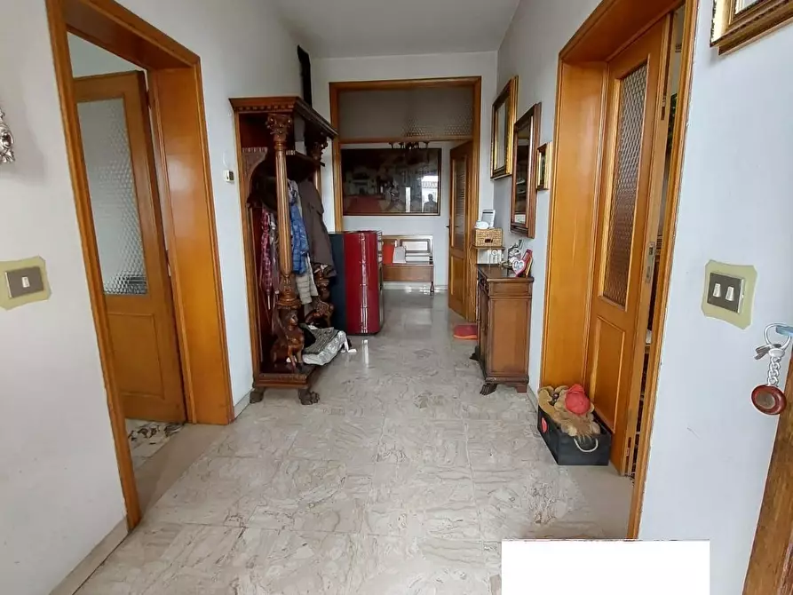 Immagine 29 di Villa in vendita  a Pontedera