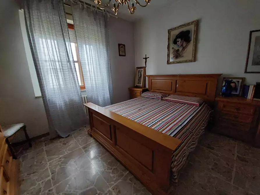 Immagine 22 di Villa in vendita  a Pontedera