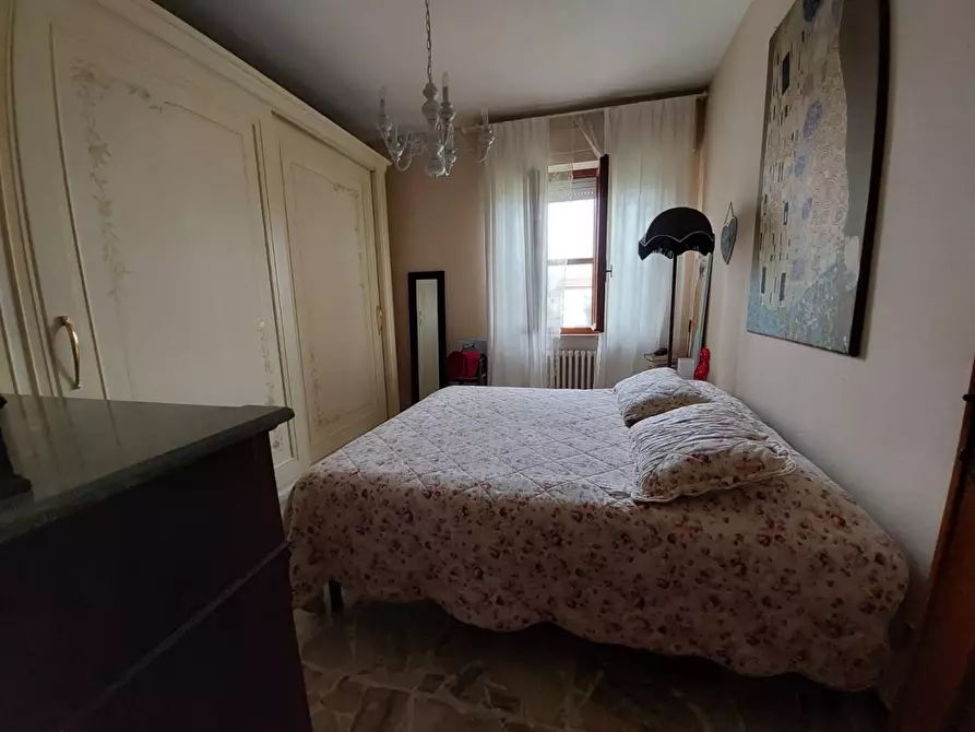 Immagine 17 di Villa in vendita  a Pontedera