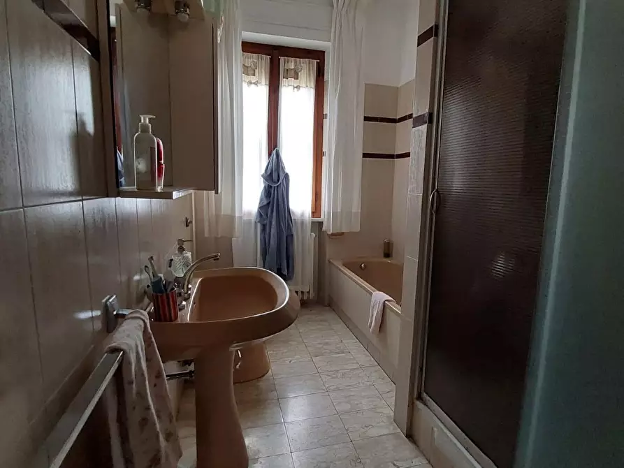 Immagine 27 di Villa in vendita  a Pontedera