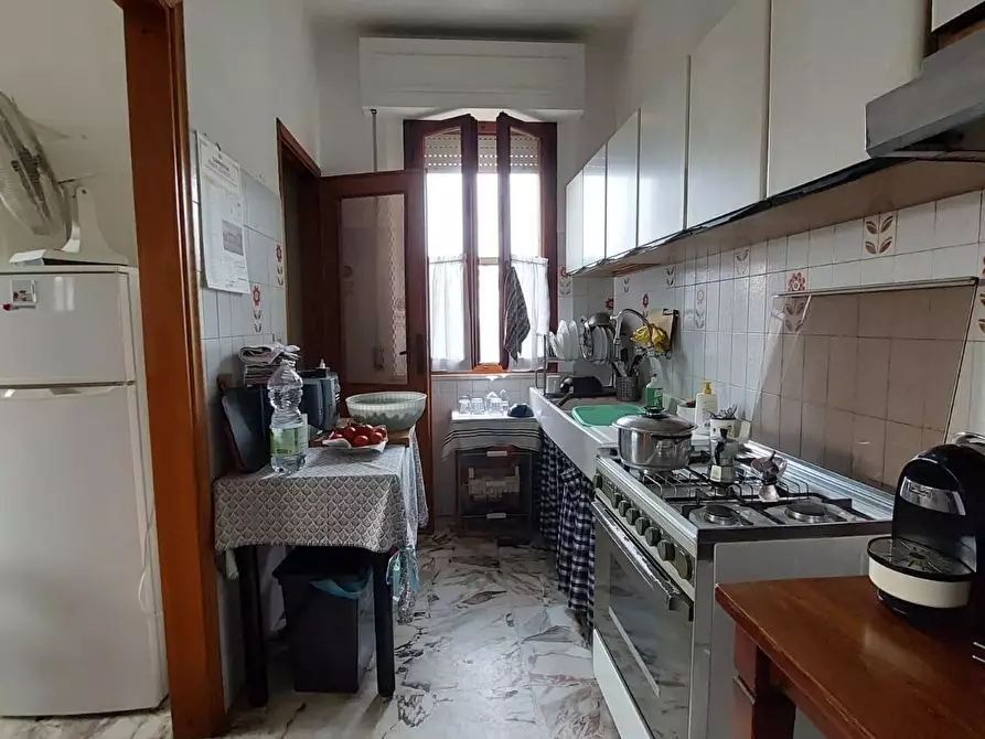 Immagine 12 di Villa in vendita  a Pontedera