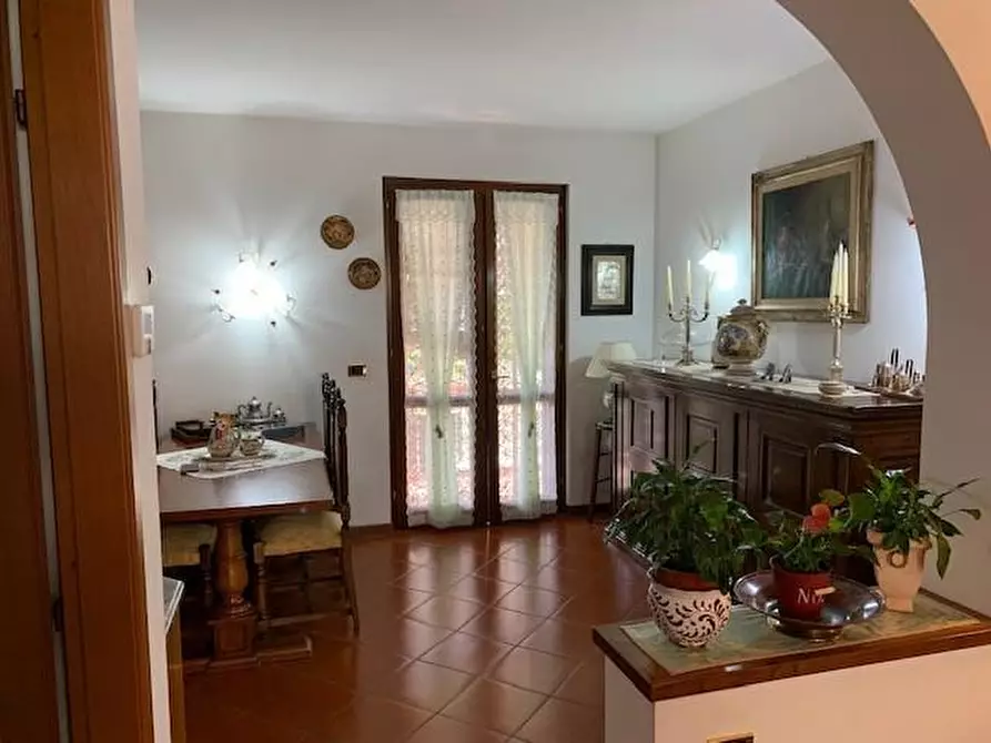 Immagine 5 di Villetta a schiera in vendita  a Montecatini Terme