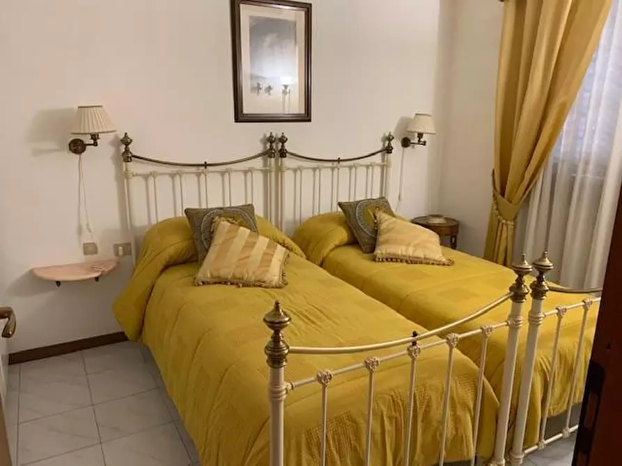 Immagine 17 di Villetta a schiera in vendita  a Montecatini Terme