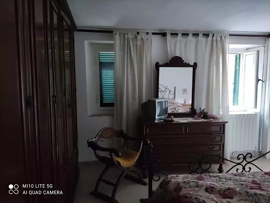 Immagine 9 di Terratetto in vendita  a Massa