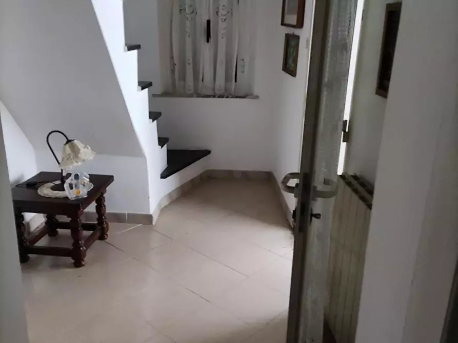 Immagine 13 di Terratetto in vendita  a Massa