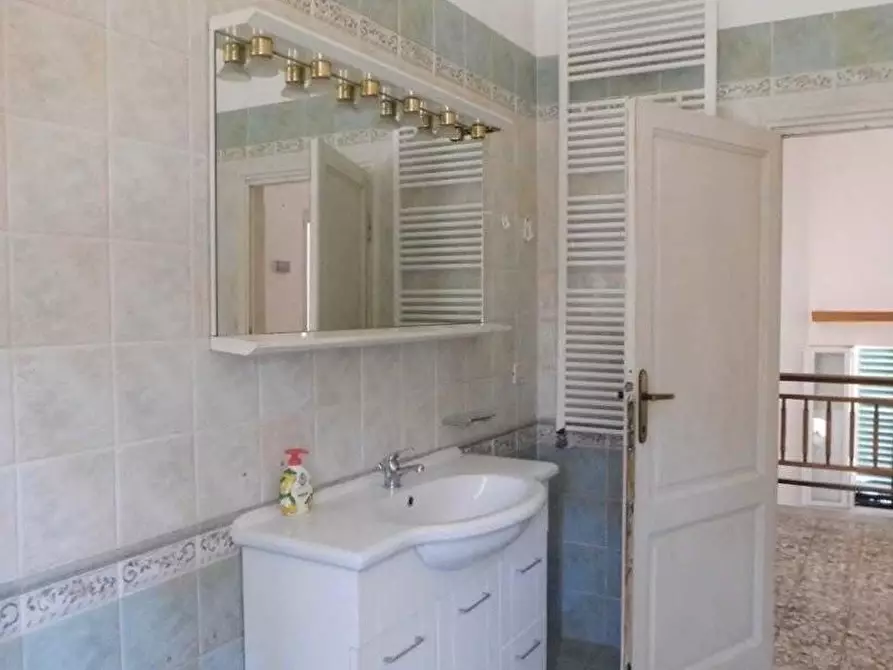 Immagine 14 di Villa in vendita  a Santa Croce Sull'arno