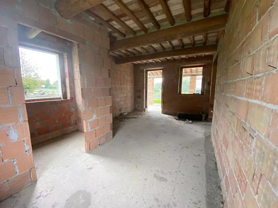 Immagine 22 di Villa in vendita  a Capannori