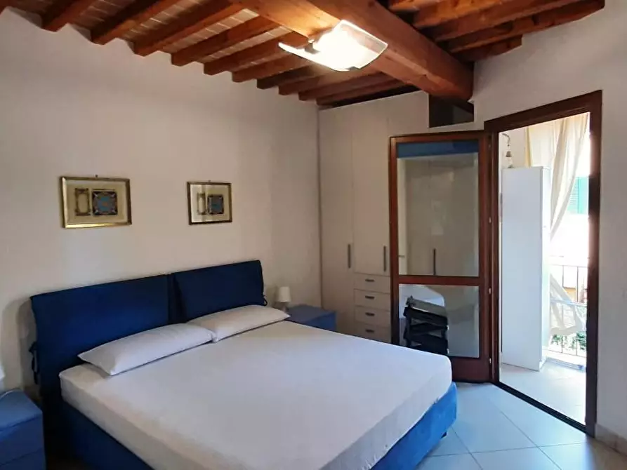 Immagine 11 di Appartamento in vendita  a Cecina