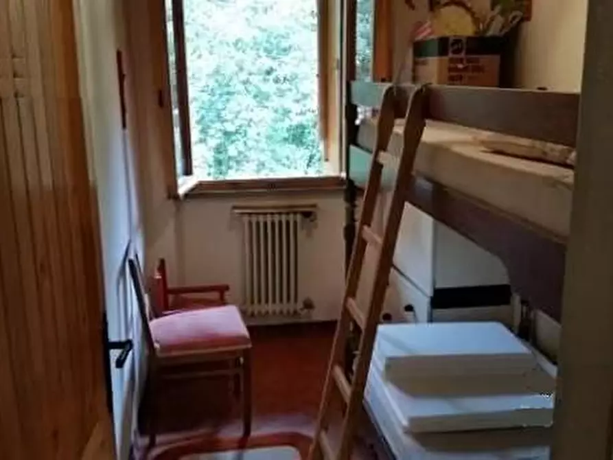 Immagine 4 di Villa in vendita  a San Giuliano Terme