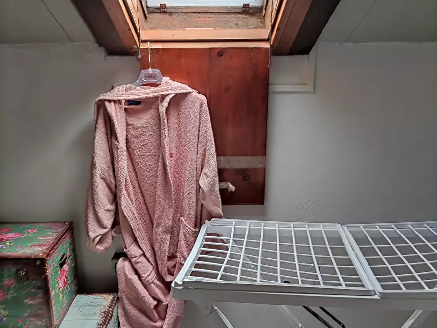 Immagine 29 di Appartamento in vendita  a Carrara