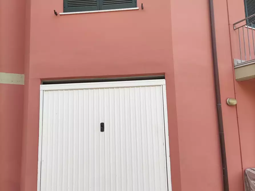 Immagine 35 di Appartamento in vendita  a Carrara