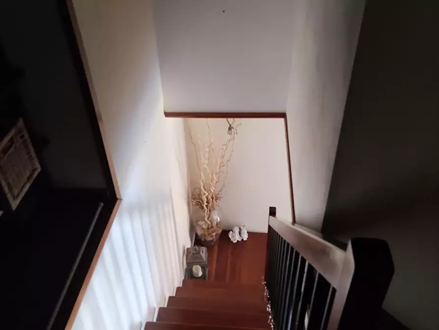 Immagine 31 di Appartamento in vendita  a Carrara