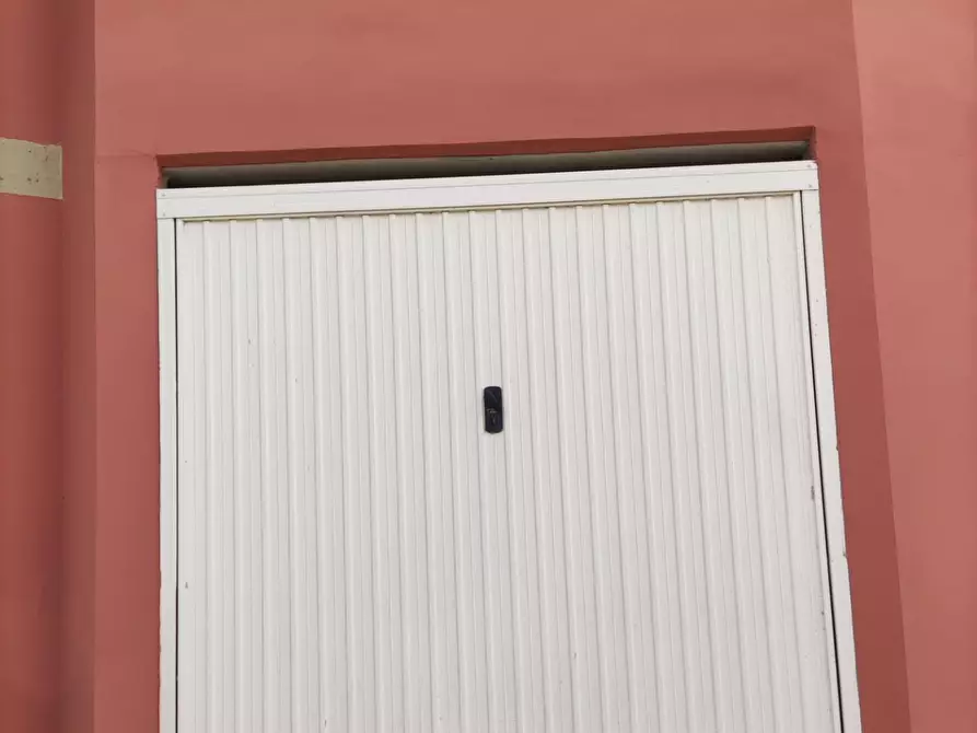 Immagine 4 di Appartamento in vendita  a Carrara