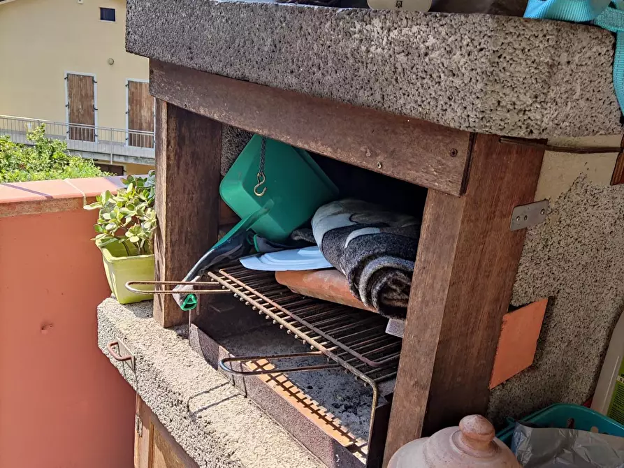 Immagine 9 di Appartamento in vendita  a Carrara