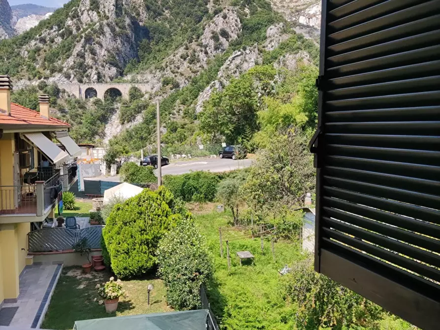 Immagine 13 di Appartamento in vendita  a Carrara