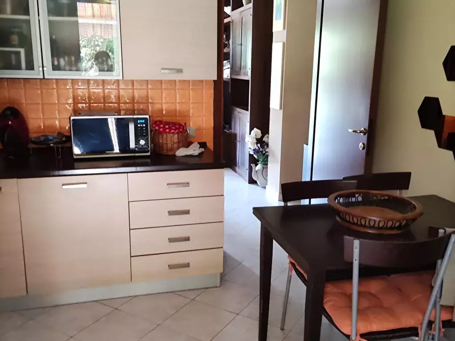 Immagine 6 di Appartamento in vendita  a Carrara