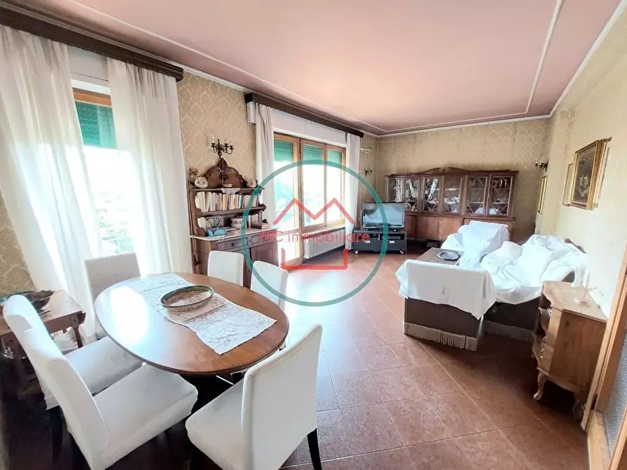 Immagine 18 di Villa in vendita  a Montecatini Terme