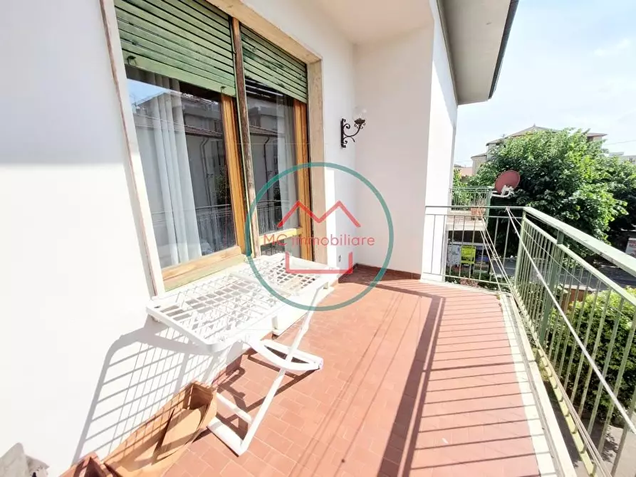 Immagine 23 di Villa in vendita  a Montecatini Terme