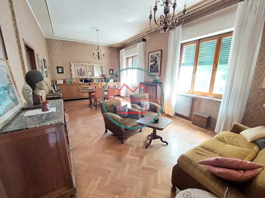 Immagine 7 di Villa in vendita  a Montecatini Terme