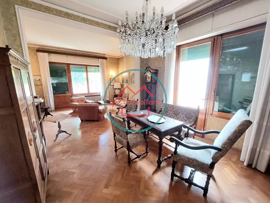 Immagine 13 di Villa in vendita  a Montecatini Terme