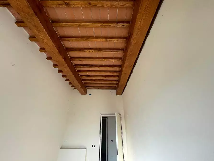 Immagine 17 di Appartamento in vendita  a Vinci