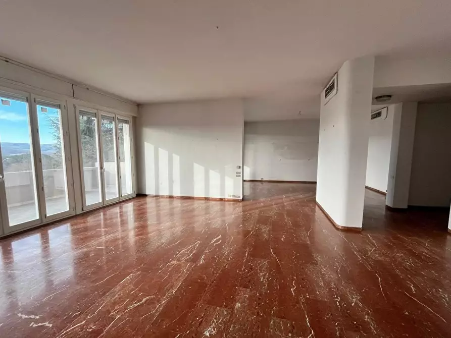 Immagine 3 di Appartamento in vendita  a Gambassi Terme