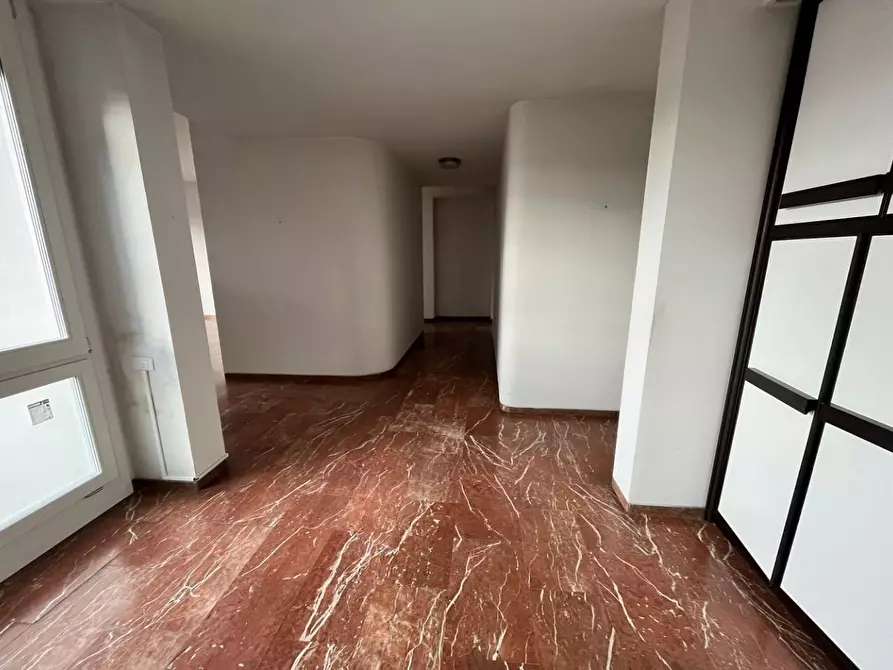 Immagine 15 di Appartamento in vendita  a Gambassi Terme