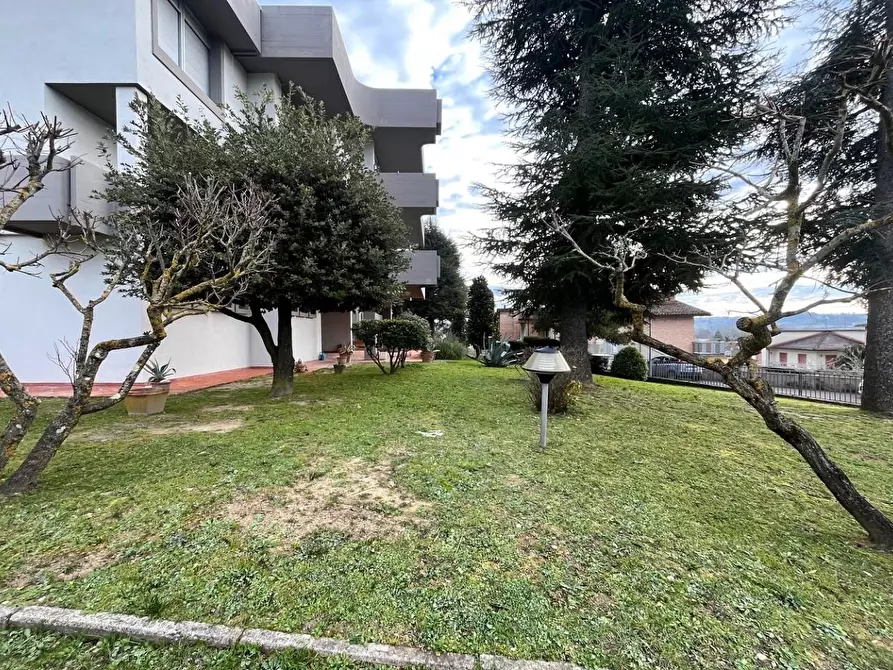 Immagine 17 di Appartamento in vendita  a Gambassi Terme