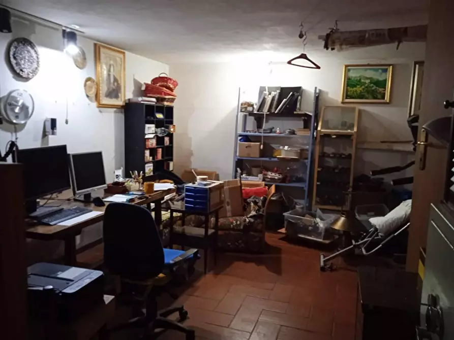 Immagine 17 di Casa trifamiliare in vendita  a Follonica