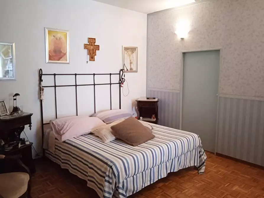 Immagine 10 di Casa trifamiliare in vendita  a Follonica