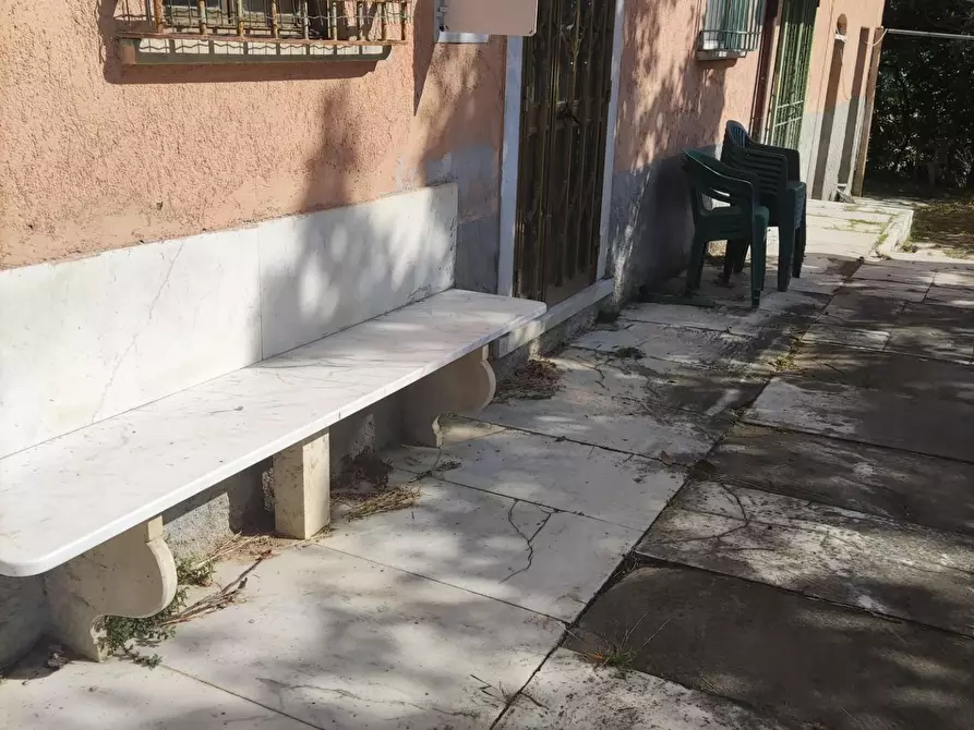 Immagine 30 di Villa in vendita  a Carrara