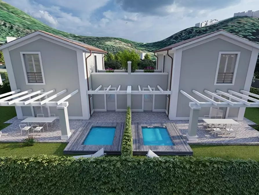 Immagine 23 di Terreno residenziale in vendita  a Ortonovo