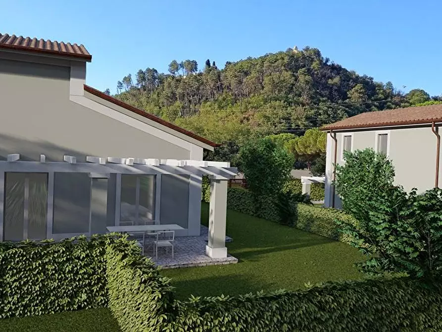 Immagine 5 di Terreno residenziale in vendita  a Ortonovo