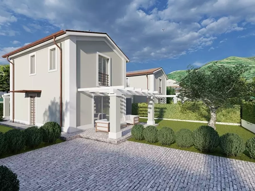 Immagine 21 di Terreno residenziale in vendita  a Ortonovo