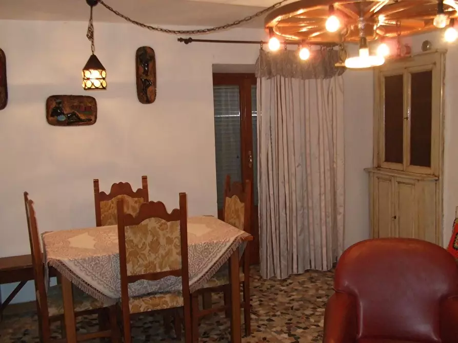 Immagine 18 di Terratetto in vendita  a Massa